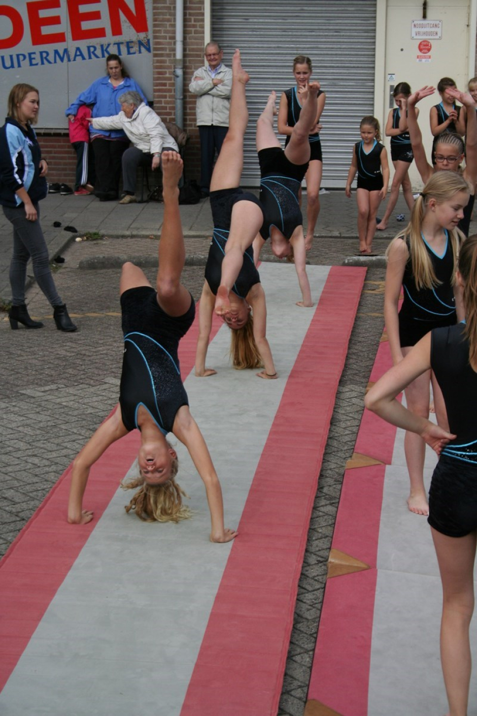 DEEN sponsor actie en demo