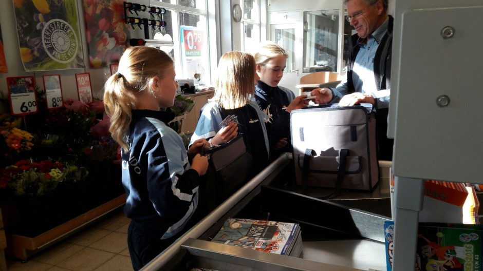 DEEN sponsor actie en demo